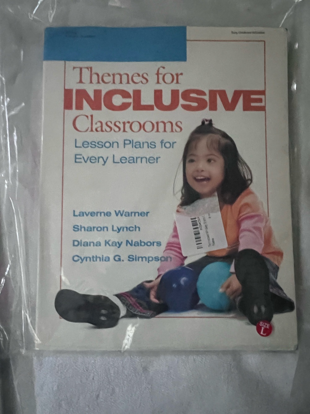 Inclusive Classrooms Lesson Plans Book - White, Red, Blue Accents